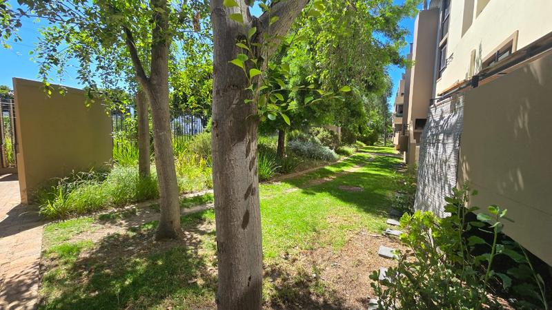 2 Bedroom Property for Sale in Somerset West Western Cape